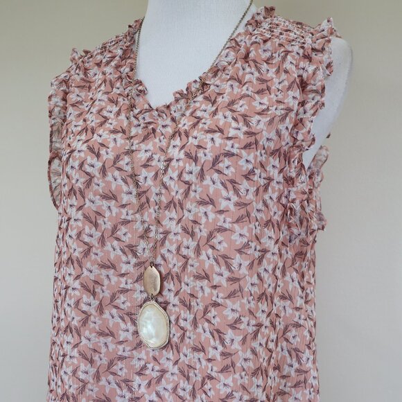 MAISON D'AMELIE Size Small Sleeveless Blouse Career Top Blush Pink floral - Picture 2 of 9